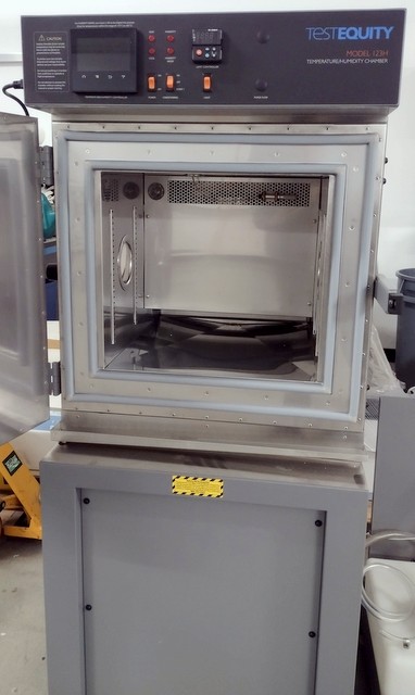 123HS Temperature / Humidity Chamber
