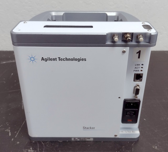 VStack Automated Microplate Stacker