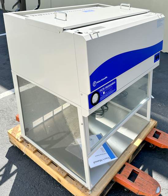 3ft. PCR Workstation